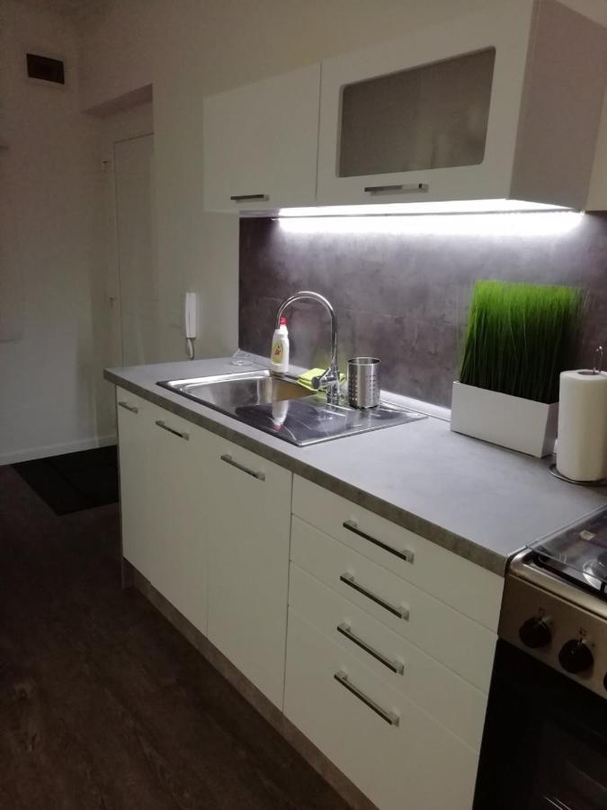 Appartement Salvus Apartman à Eger Extérieur photo